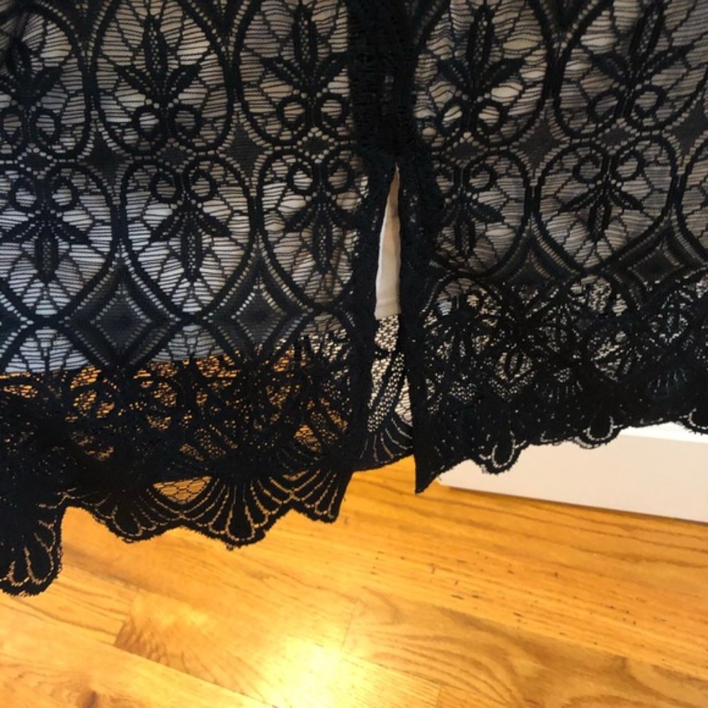 Designer black and nude high neck lace - Picture 7 of 8